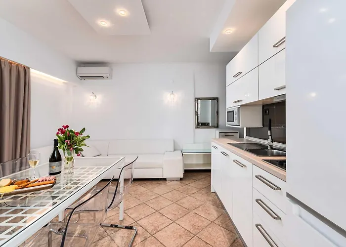 Aeollos 3* Pefkochori