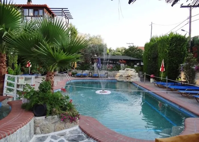 Aeollos Aparthotel 3*