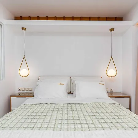 Aeollos Aparthotel 3*