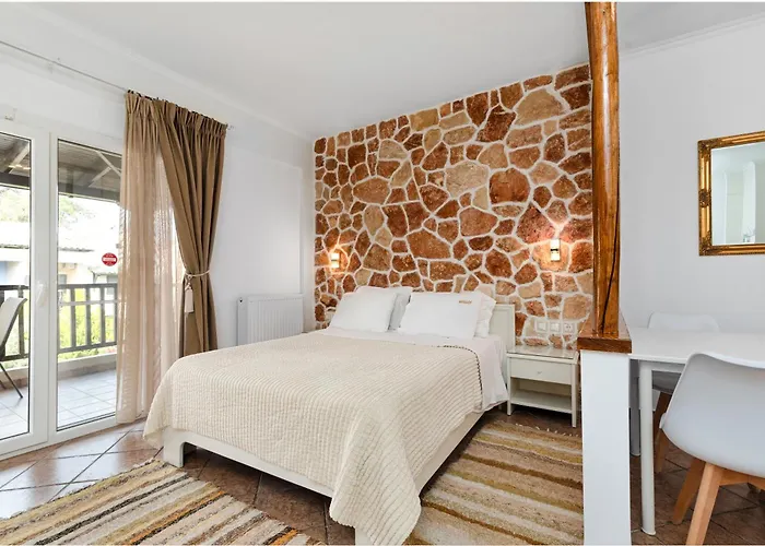 Aeollos Aparthotel Pefkochori