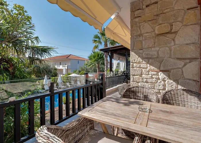 Aparthotel Aeollos Pefkochori