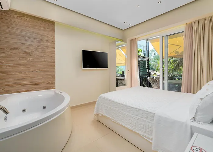 Aeollos 3* Pefkochori