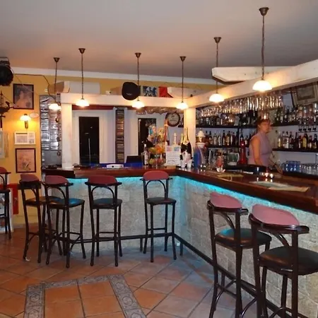 Aeollos Apartmanhotel 3*