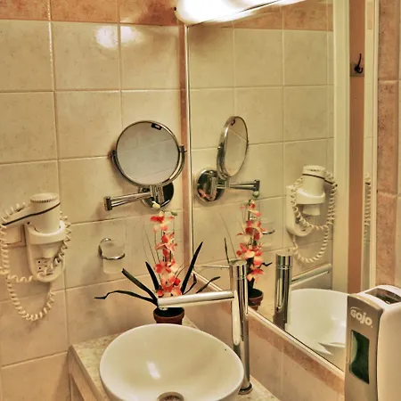 Aeollos Apartmanhotel Pefkohóri