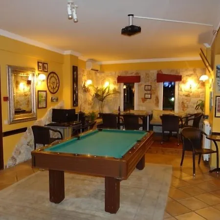 Apartmanhotel Aeollos 3*