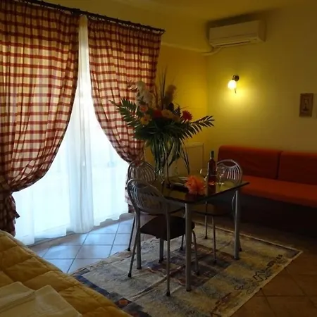 Apartmanhotel Aeollos 3*